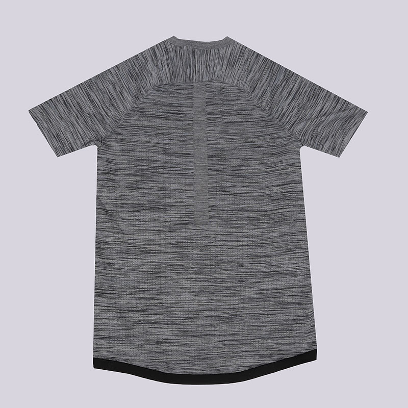 мужская серая футболка Nike Tech Knit Tee 832186-091 - цена, описание, фото 3